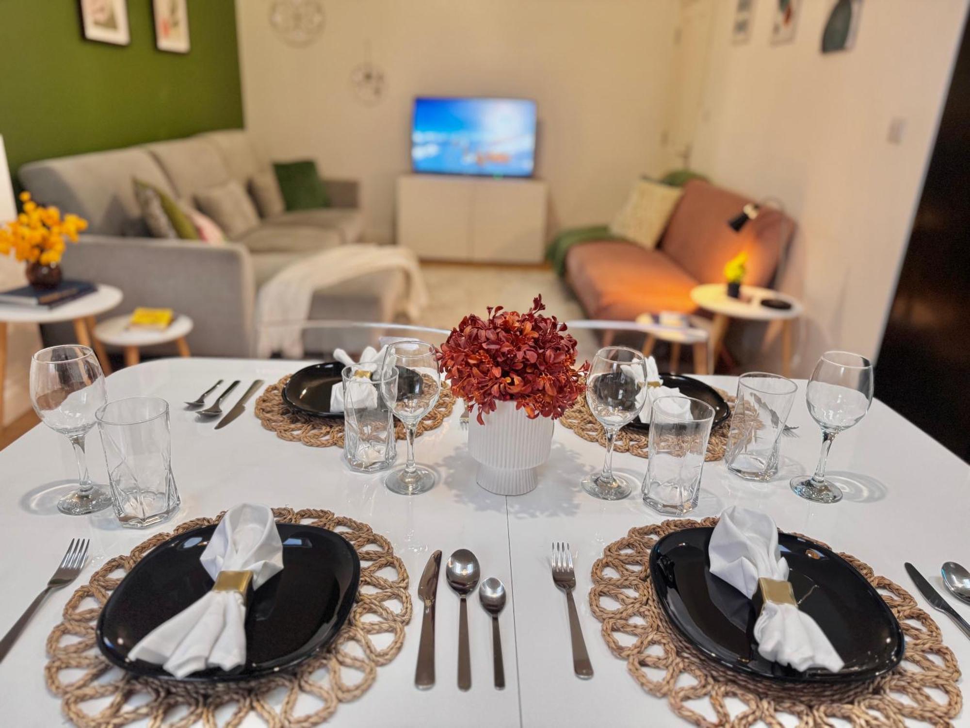 Modern 1-Bed Apt 30Min To Central London & Parking エクステリア 写真