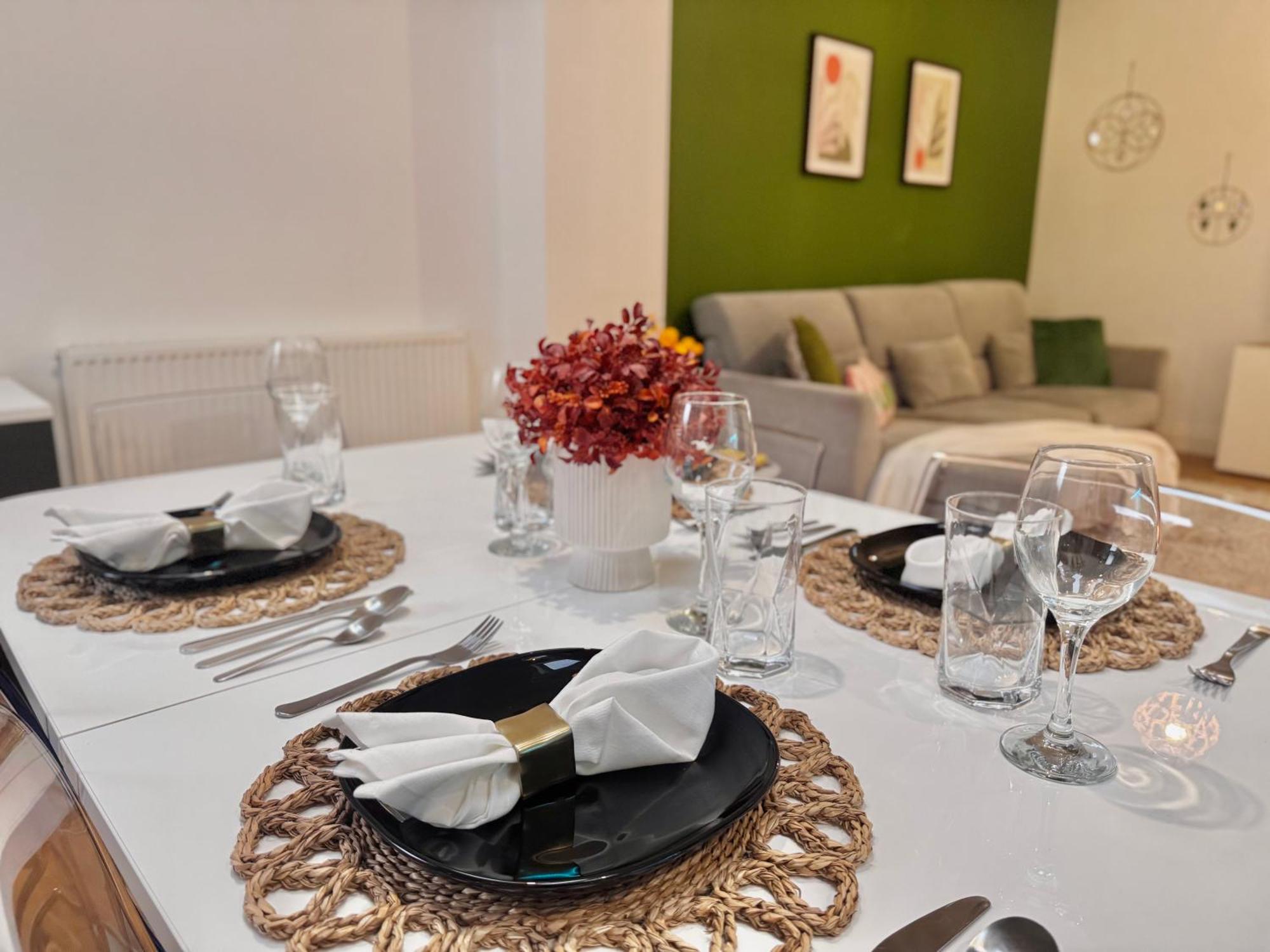 Modern 1-Bed Apt 30Min To Central London & Parking エクステリア 写真