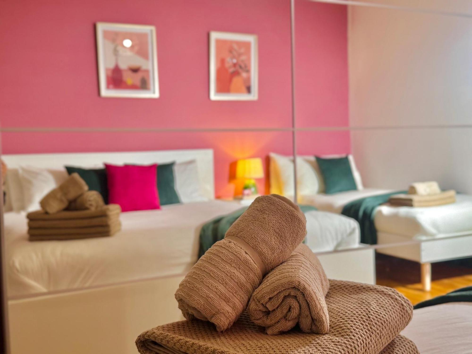 Modern 1-Bed Apt 30Min To Central London & Parking エクステリア 写真