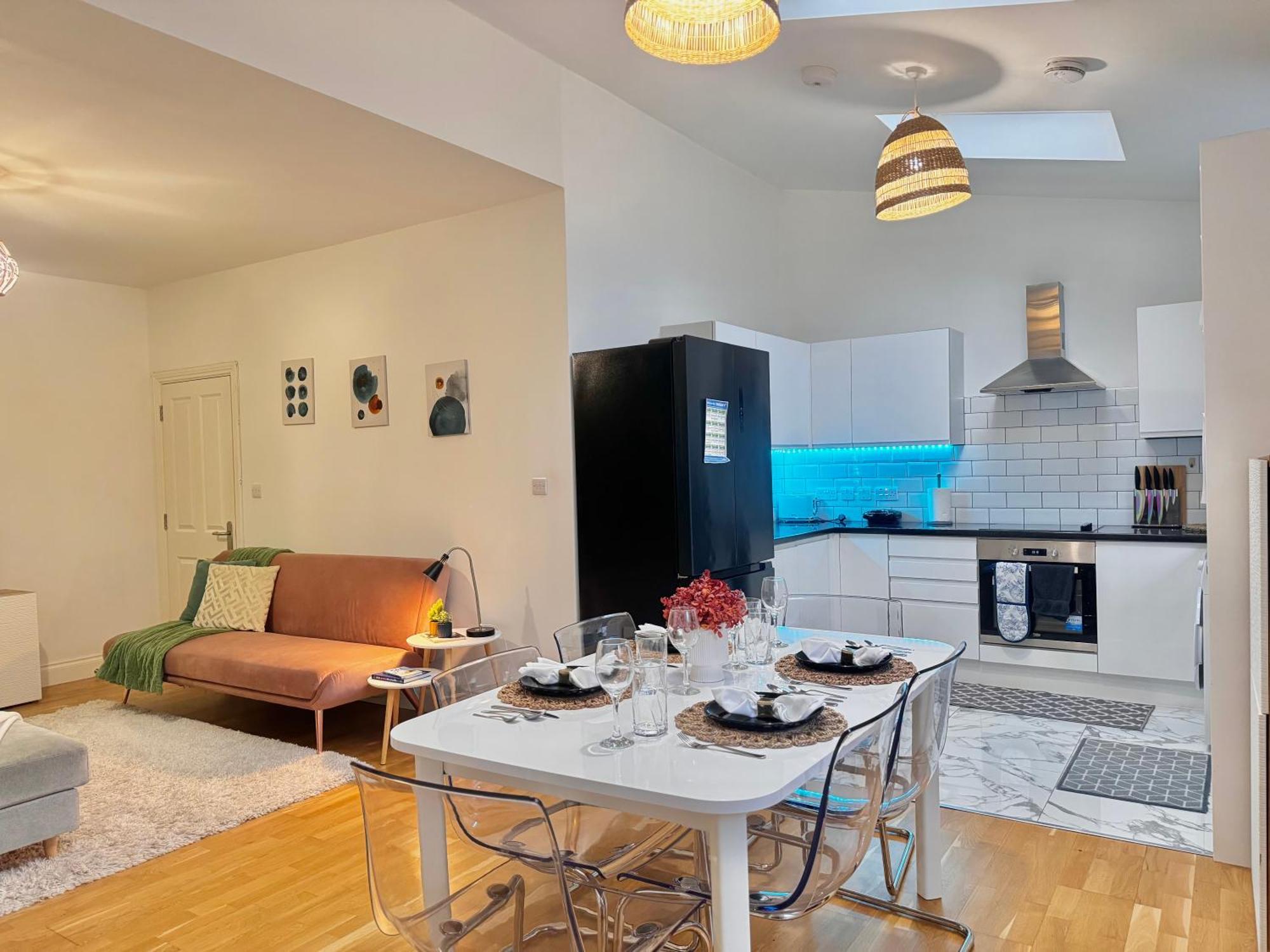 Modern 1-Bed Apt 30Min To Central London & Parking エクステリア 写真